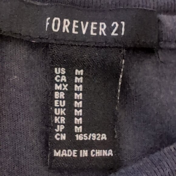 3/$20 Forever 21 Minimal Tshirt Short Sleeve Graphic Print Classic Crew Neck Top - Picture 8 of 9